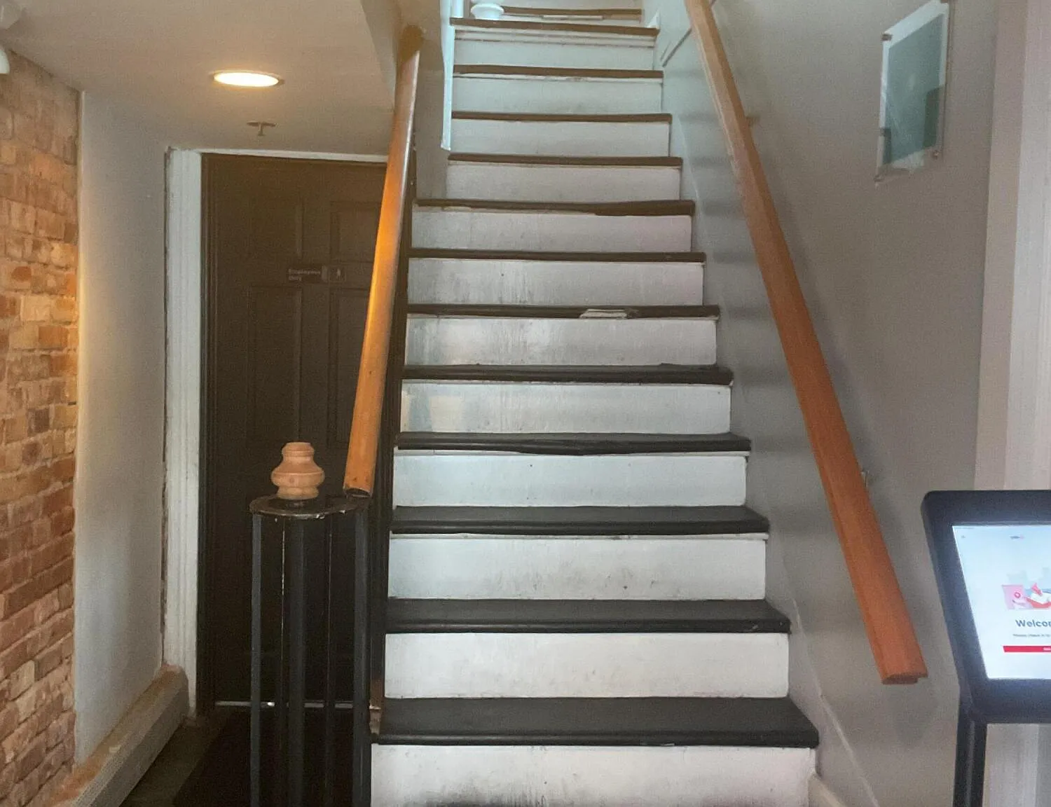 4 bed, 1400 sqft, $2,800 — Photo 3