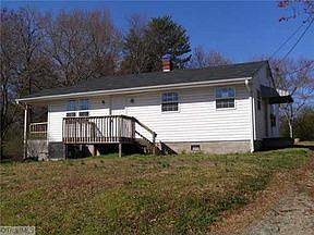 2nd image of 186 Sycamore St