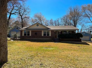 518 Lcr 902, Jewett, TX 75846