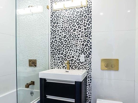 2nd image of 130 Graham Ave #3DD