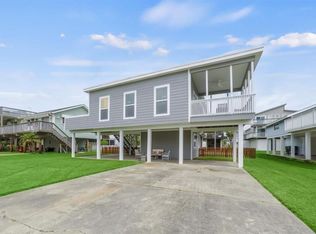 13622 San Domingo Dr, Galveston, TX 77554