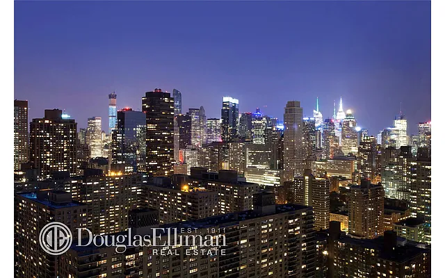 Sold by Douglas Elliman | media 14