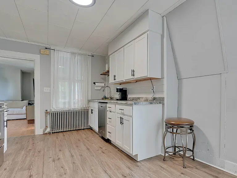 46 Pleasant St #2 — Photo 2