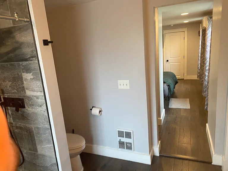 112 S Castle St — Photo 18