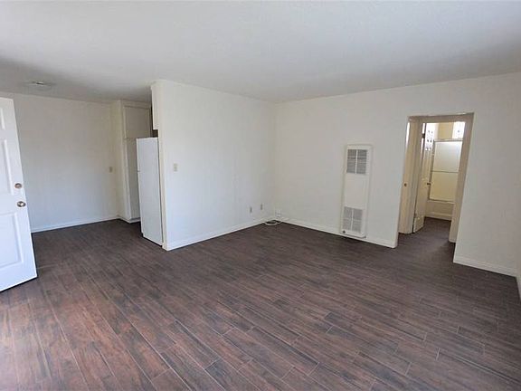 3rd image of 1140 Grand Ave APT 2