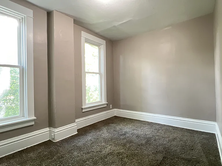 651 Caledonia Pl #1 — Photo 3