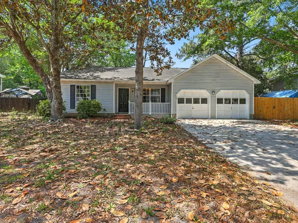 125 Cottonwood Dr, Summerville, SC 29483