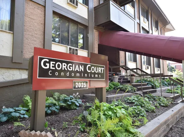 2025 East Greenwich AVENUE #222, Milwaukee, WI 53211