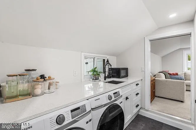 301 Westwood Dr — Photo 10