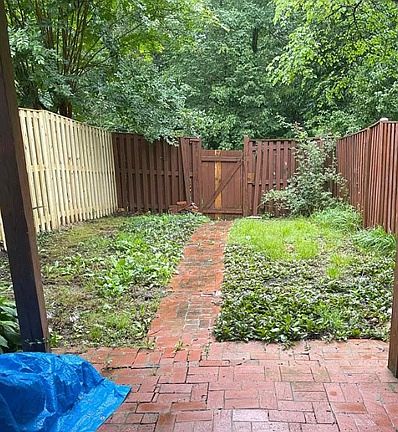 5th image of 12638 Monarch Ct