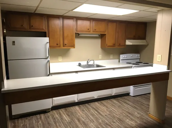 324 4th Ave NW, 324 4th Ave NW #3, Watertown, SD 57201