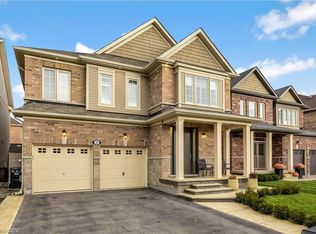24 Macbean Cres, Hamilton, ON L8B 0S5
