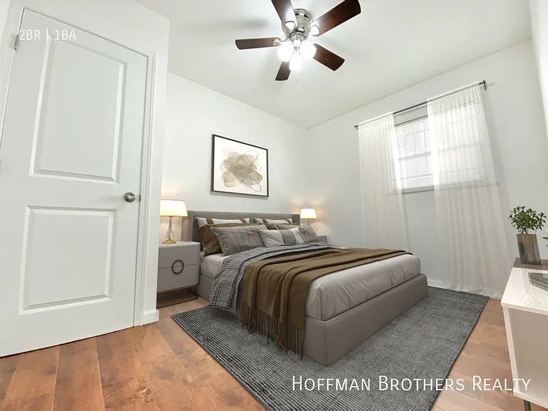 1516 Laurel Canyon Blvd #4 — Photo 2