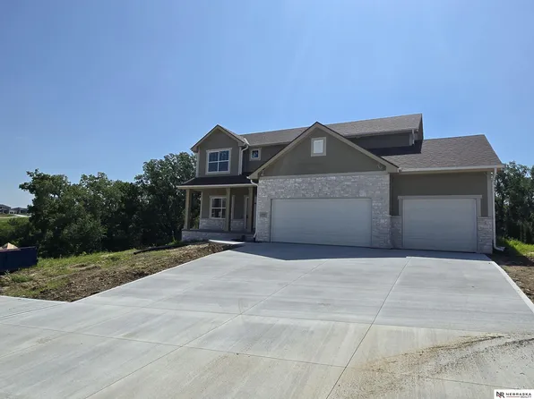10959 173rd St, Bennington, NE 68007