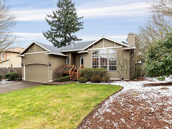 2nd image of 17884 SW Woodberry Ct