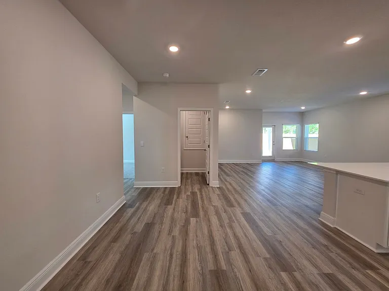 8057 Fir Tree Dr — Photo 12