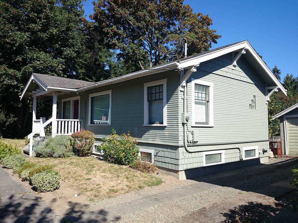 2nd image of 3906 SW Lander St