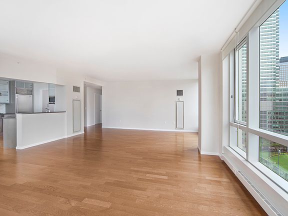 3rd image of 200 Chambers St APT 16C