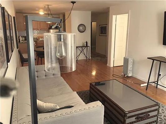 Rented by Avenue Sotheby's International Realty | media 2