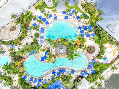 3975 Deer Crossing Ct APT 201, Naples, FL, 34114