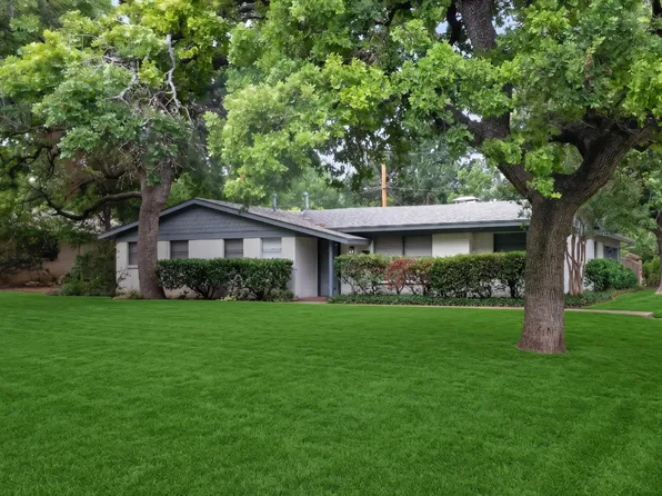 341 Arcadia St, Hurst, TX 76053
