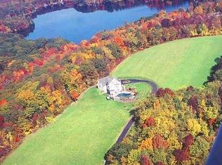 10 Denfield Rd, Charlton, MA 01507