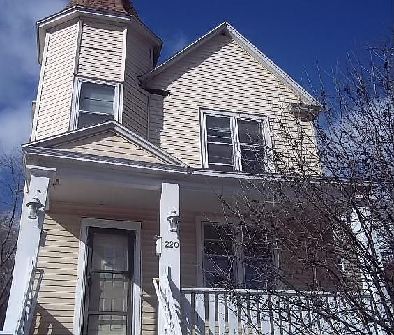 1st image of 220 Piedmont Ave APT 1