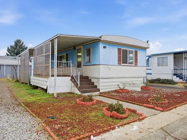 1211 E Lyons Ave Space 123, Spokane, WA 99208