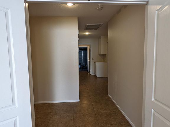 5th image of 36021 Bergen St