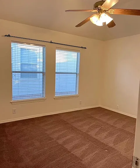 1321 Holmes Ln — Photo 17