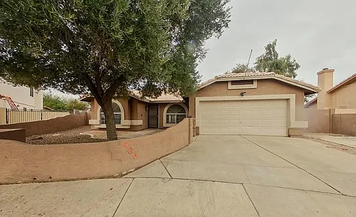 406 E Century Ave Photo 1