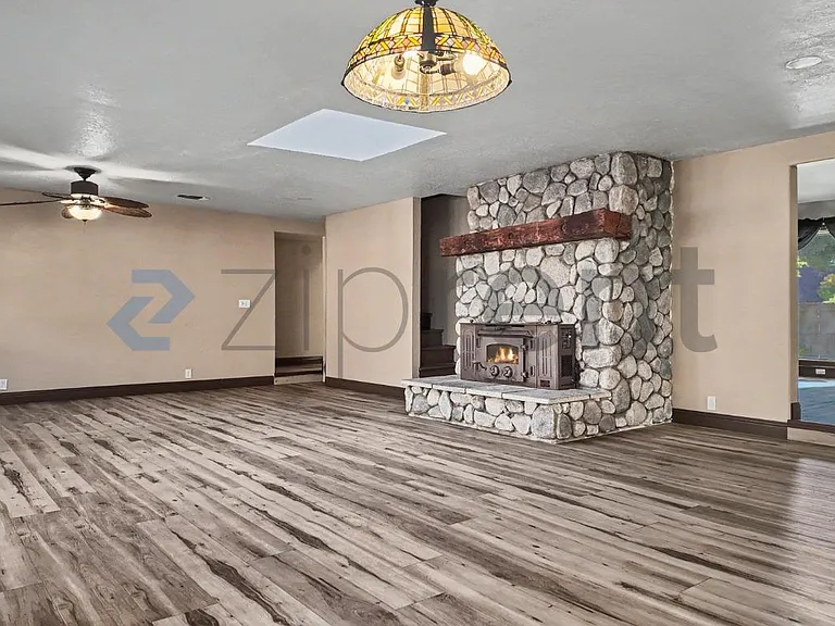 860 Watt Ave #MAIN HOUSE — Photo 11