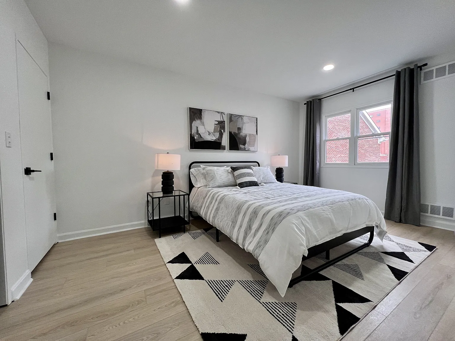 321-323 Gross Street - 323 — Photo 4