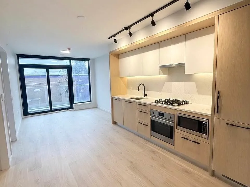1 bed, 525 sqft, $2,600 — Photo 2