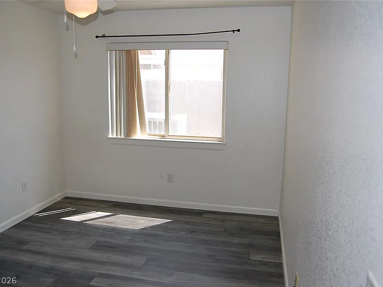 4911 E Ridgewood Dr — Photo 22