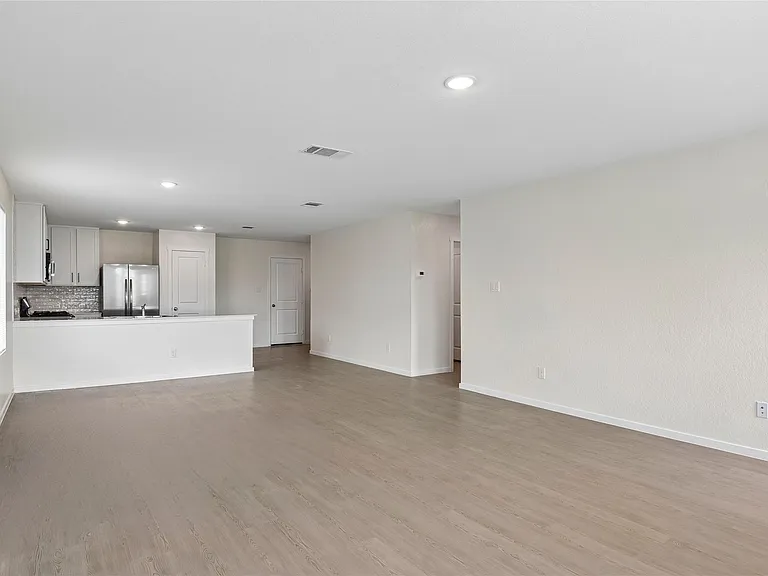 3188 Dispatch Dr — Photo 18