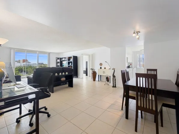 2851 NE 183rd St APT 502E, Aventura, FL 33160