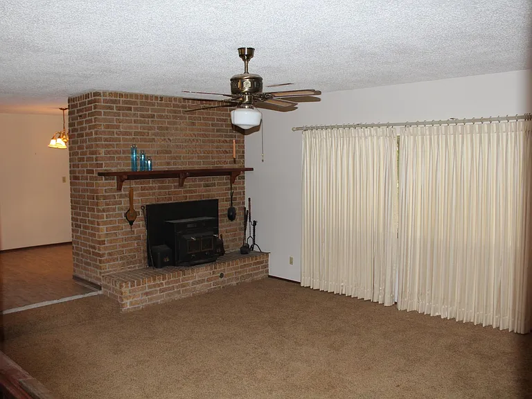 11429 E Applehill Rd — Photo 11