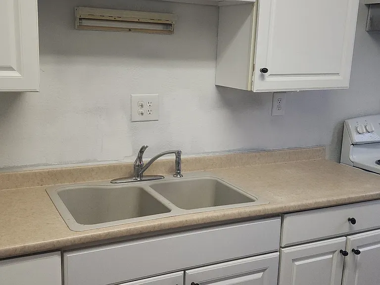 4705 Topper Ave — Photo 9