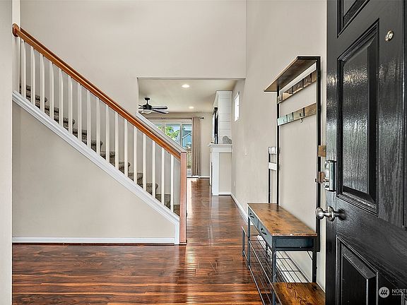 4th image of 8126 164th Street E