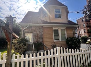 20 Wolffe St #1, Yonkers, NY 10705