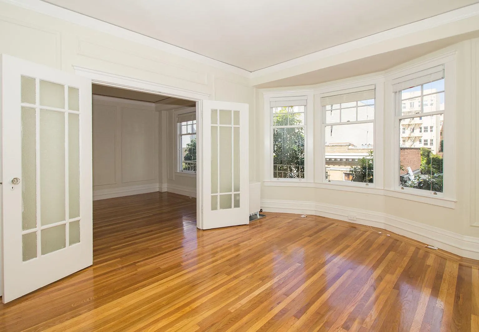 1035 Sutter — Photo 1