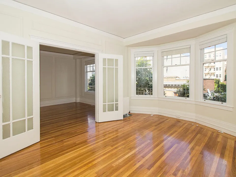 1035 Sutter