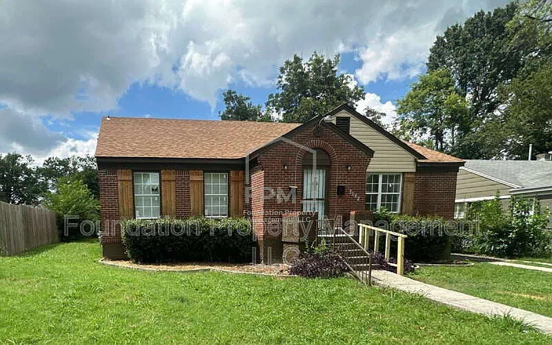 3180 Crump Ave