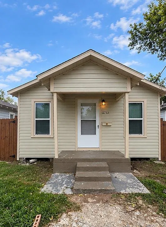 1 bed, 1.0 bath, 560 sqft, $800 — Photo 1