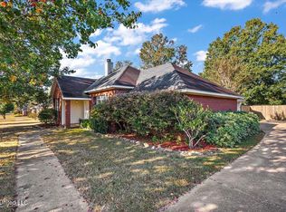 209 Peachtree St, Brandon, MS 39042