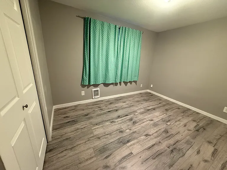 11615 Sheridan Ave S — Photo 14