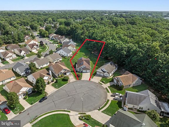 3rd image of 504 Saint Martin Ct