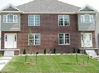 1533 Belclare Rd, Normal, IL 61761