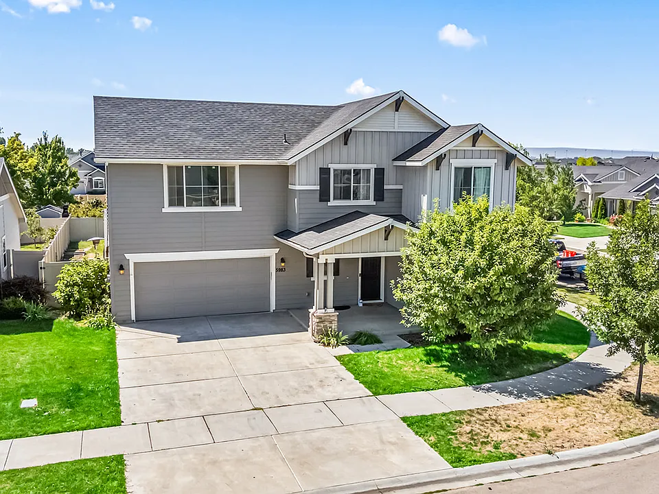 5983 W Los Flores Dr
